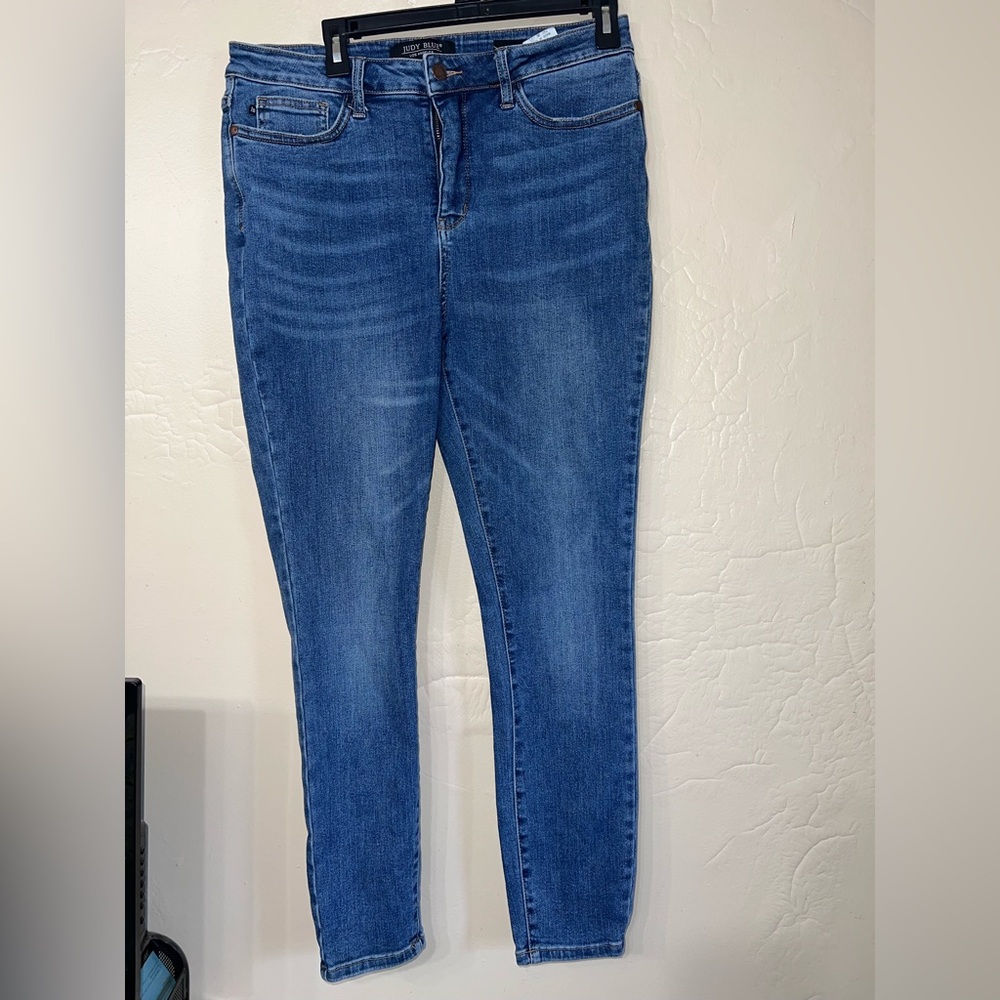 Judy Blue Women's Skinny Jeans in Classic Blue